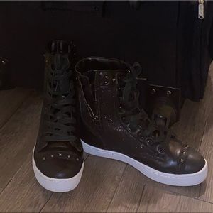 Girls black High Tops
